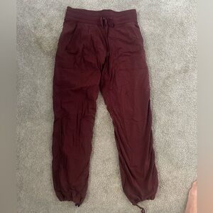 Lululemon Dance Studio Pants sz 8